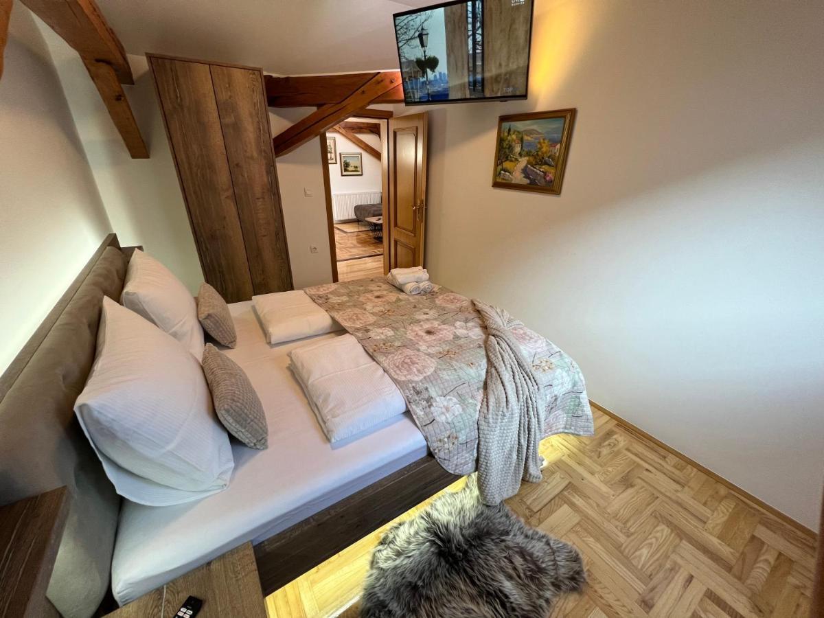 La Luna Rustic Deluxe Apartment With Free Jacuzzi, Bikes & Covered Parking Nasice Exterior foto